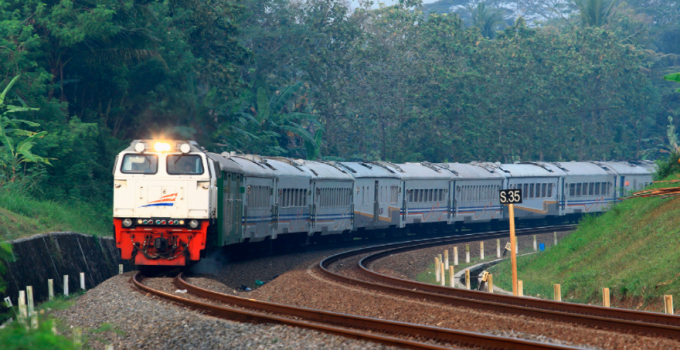 tiket kereta api lebaran