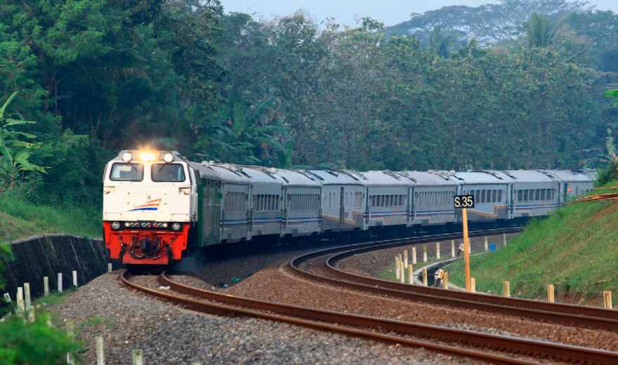tiket kereta api lebaran