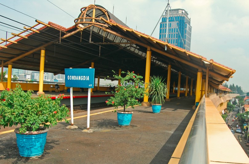 stasiun gondangdia