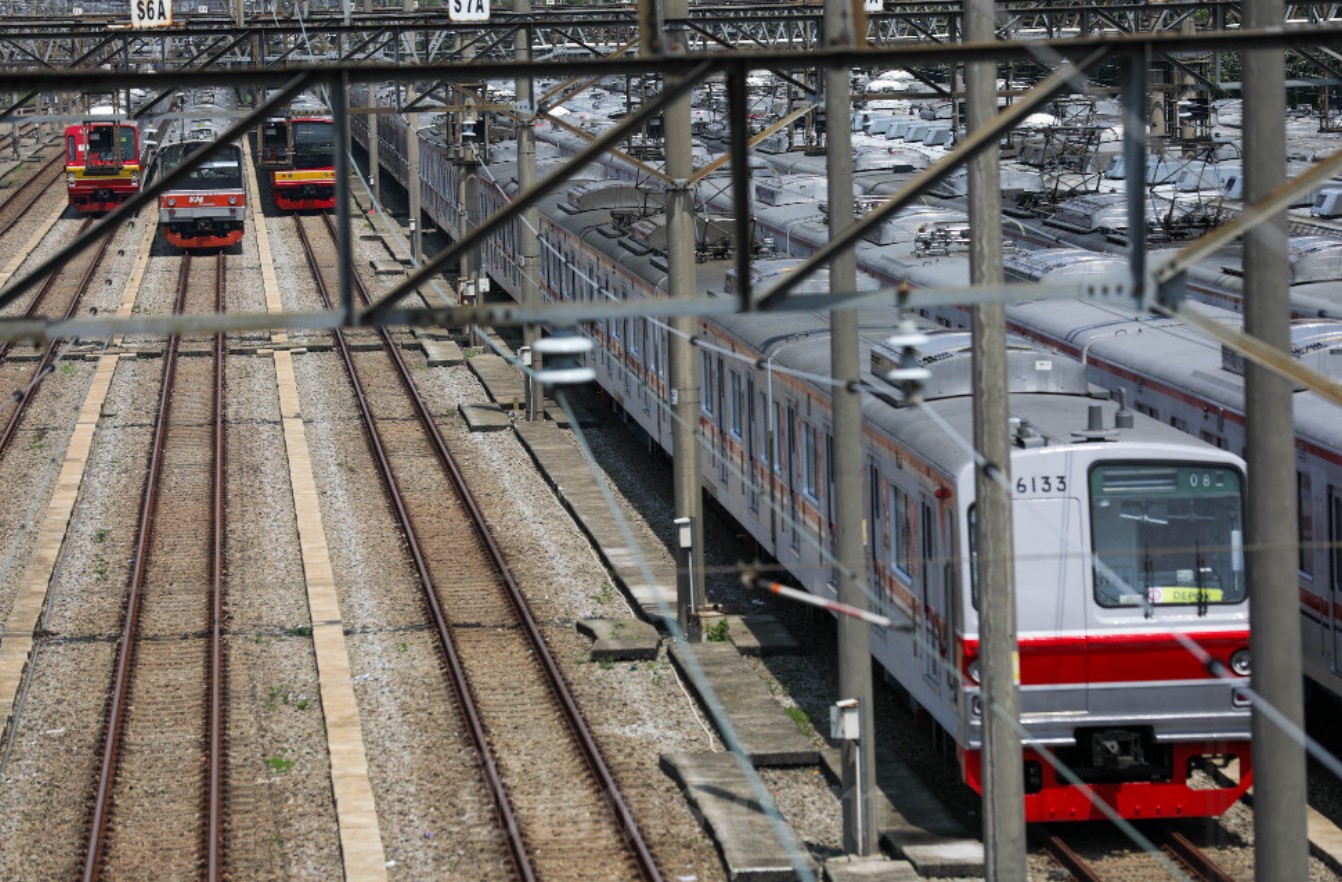 jadwal krl cikarang jakarta