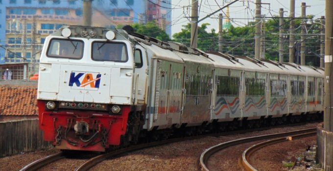 jadwal kereta api semarang poncol