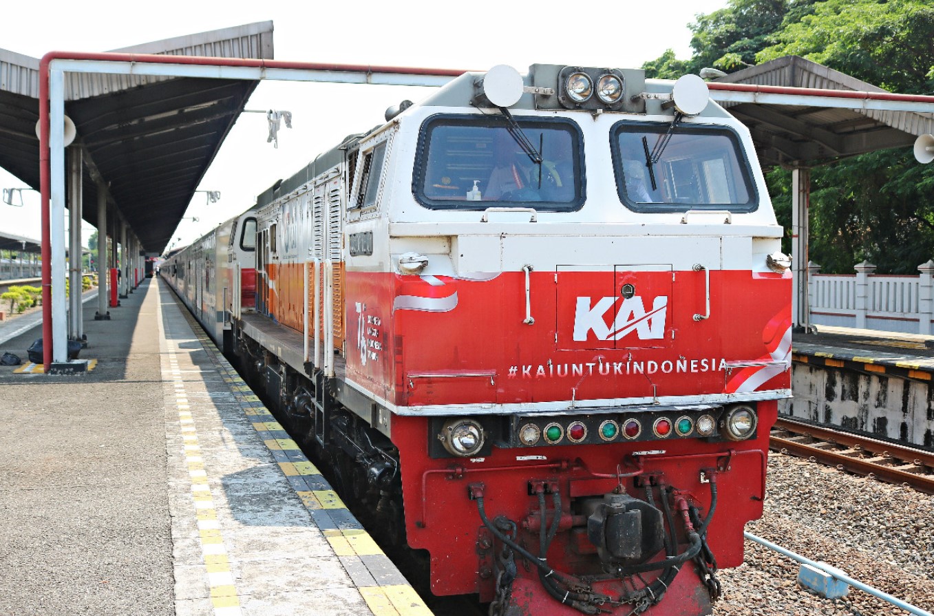 jadwal kereta api Malang Blitar